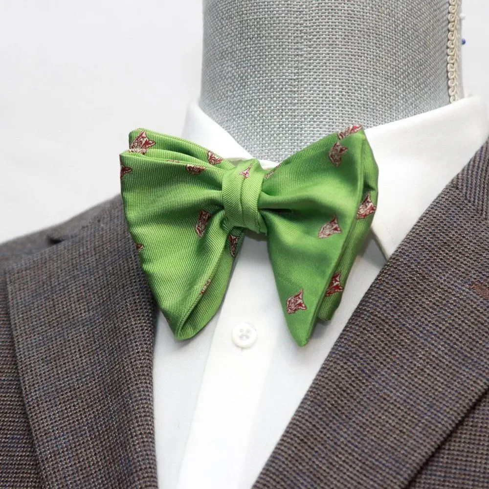 Men's Self-tied‎ Bow Tie 100%Silk Big Butterfly Green Embroidery S686